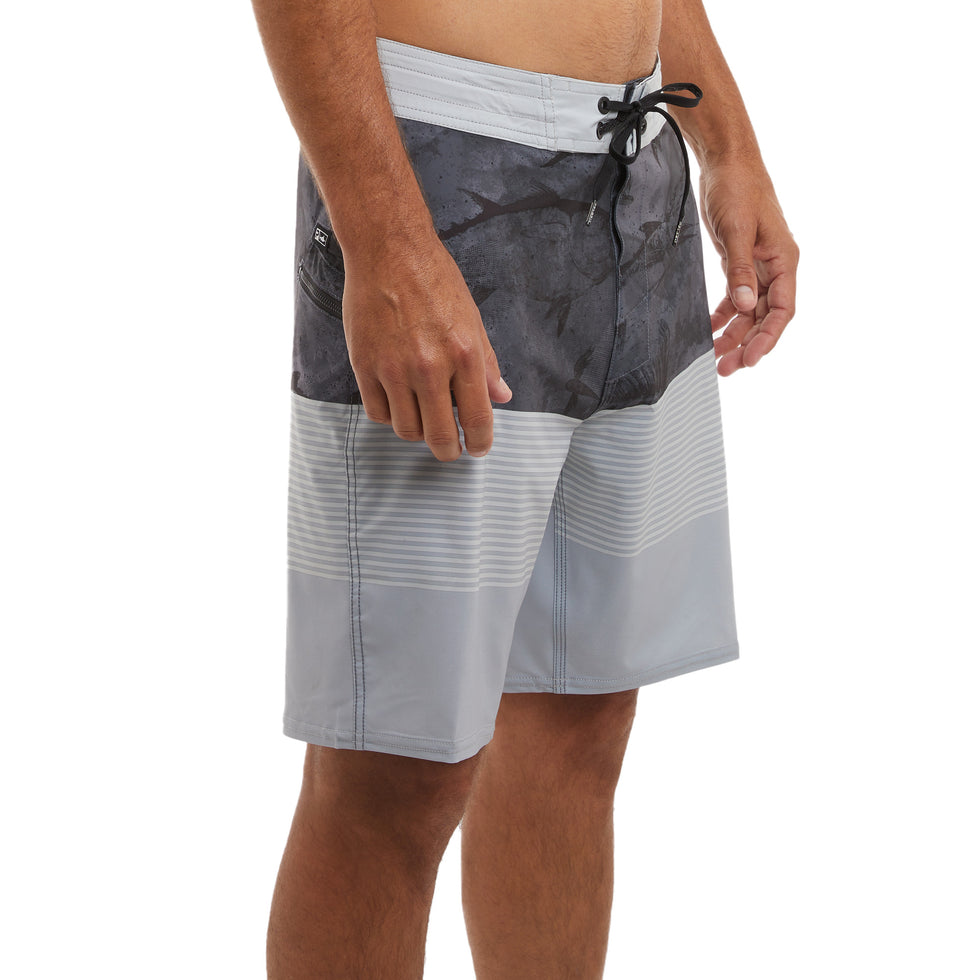 Pelagic Strike 19in Board shorts Black - Dogfish Tackle & Marine