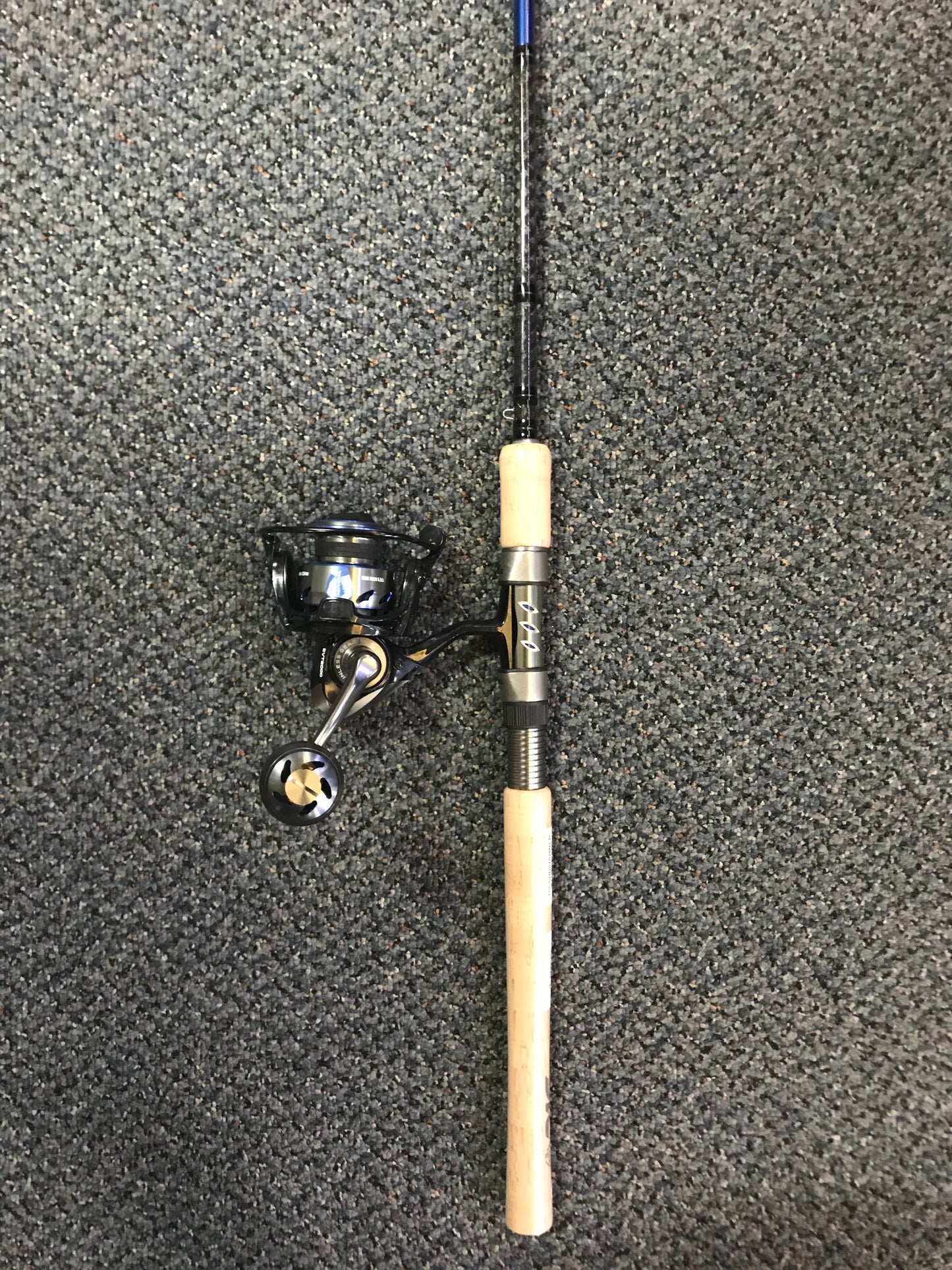 Tsunami Evict 3000 - Carbon Shield 7' MH Spinning Reel Combo - Dogfish Tackle & Marine